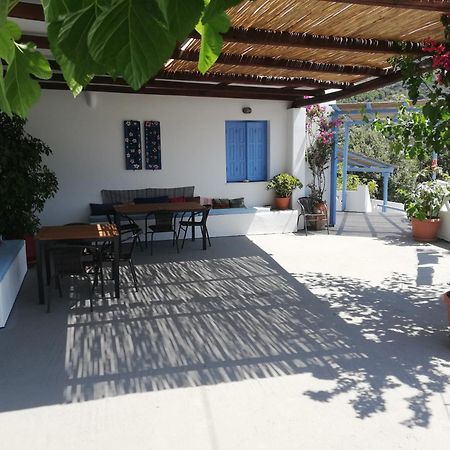 الشقق الفندقية Acherounesفي  Blue House المظهر الخارجي الصورة