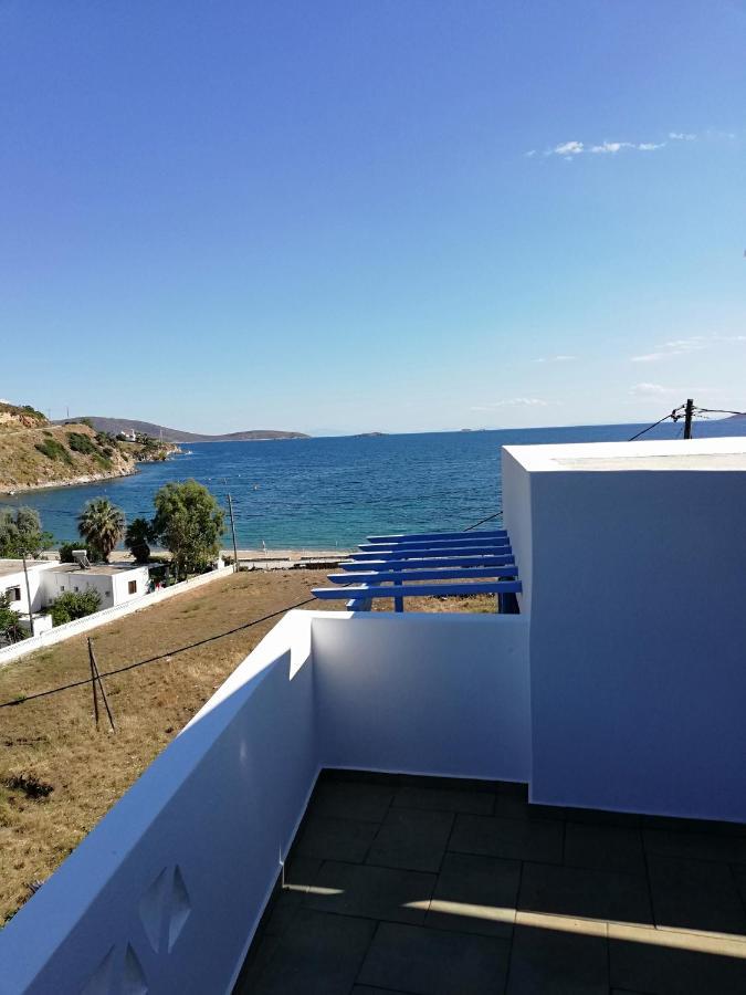 الشقق الفندقية Acherounesفي  Blue House المظهر الخارجي الصورة
